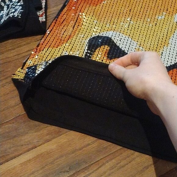 Two Peter Nygard Sequin Tanks, Women's Size Large Multicolor Stretchy Tops - Picture 8 of 9